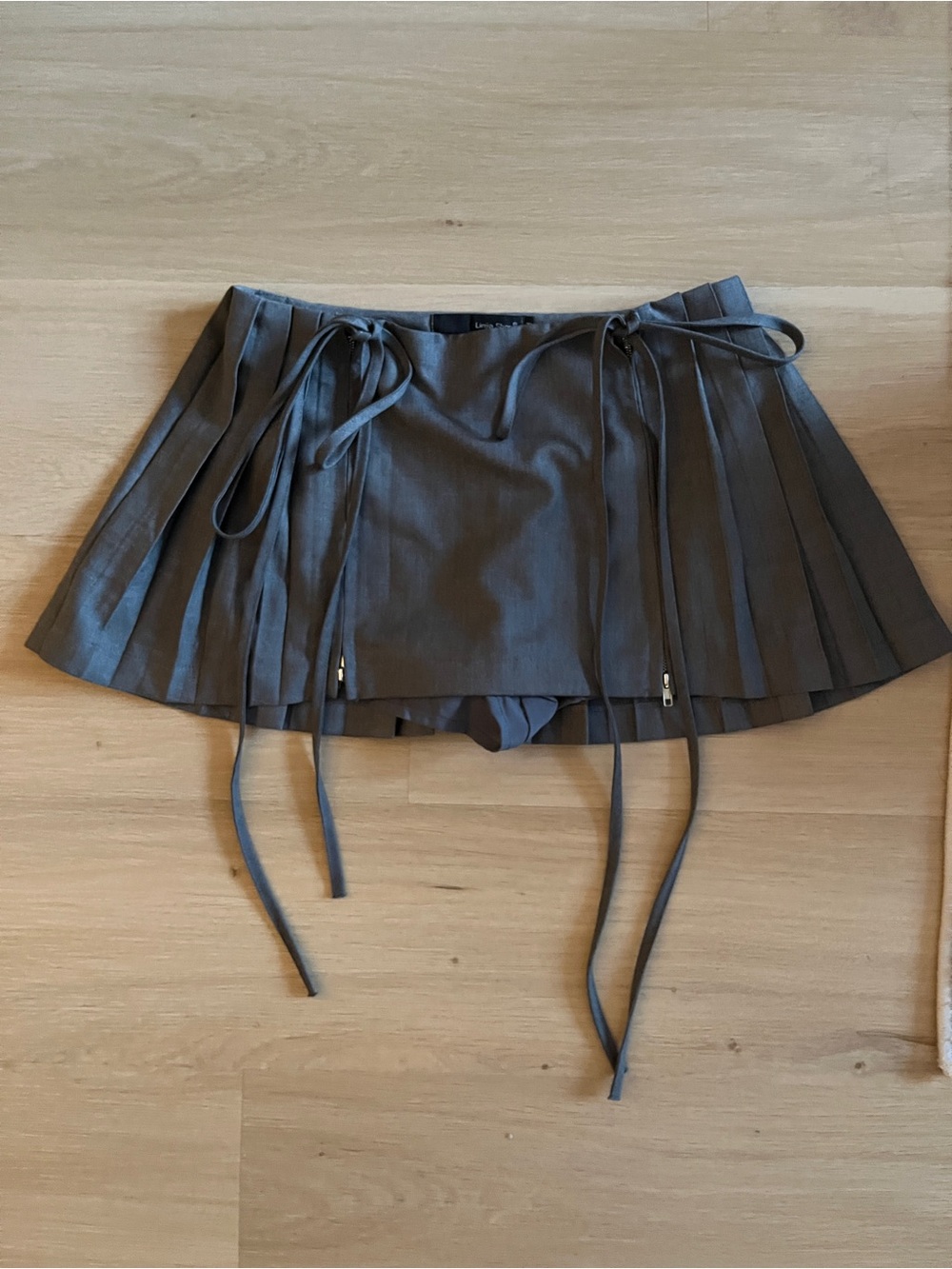 Pleated Tie-Front Mini Skort in Gray